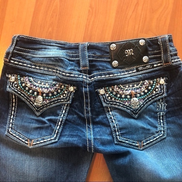 Miss Me Signature Boot Jeans - Picture 3 of 16